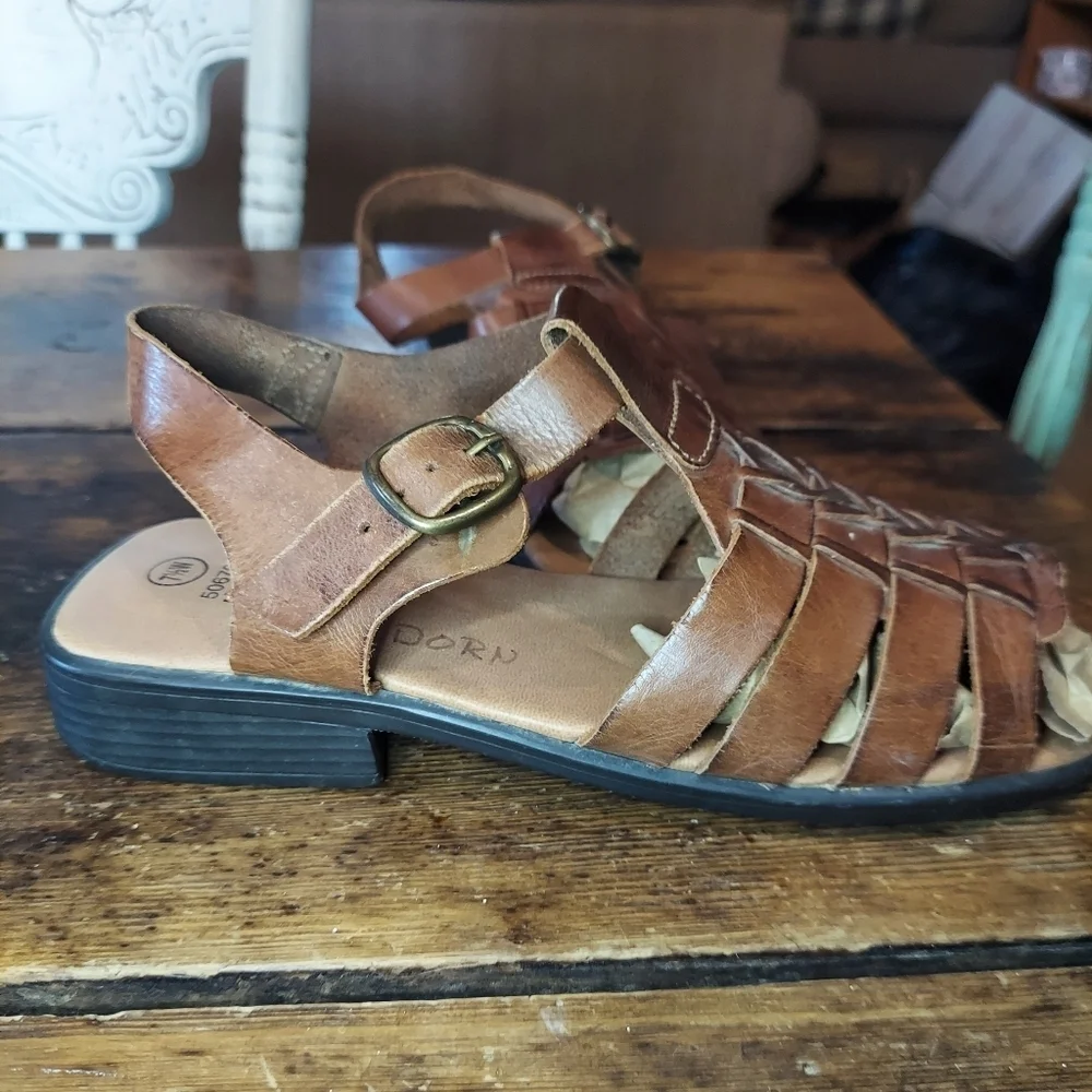 Faded Glory Vintage Y2K Leather Strappy Sandal